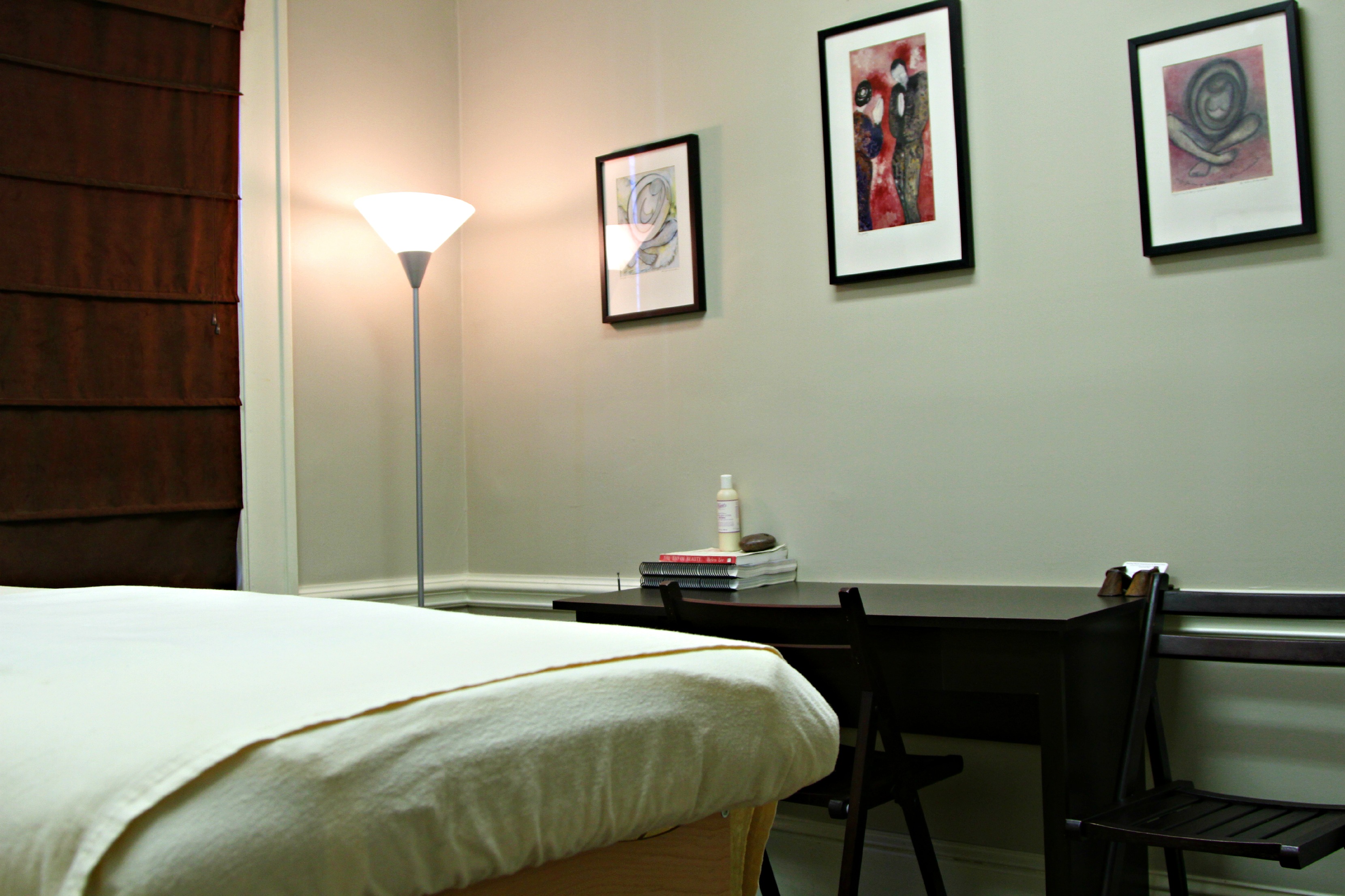 The Healing Hands Acupuncture and Herbal Clinic