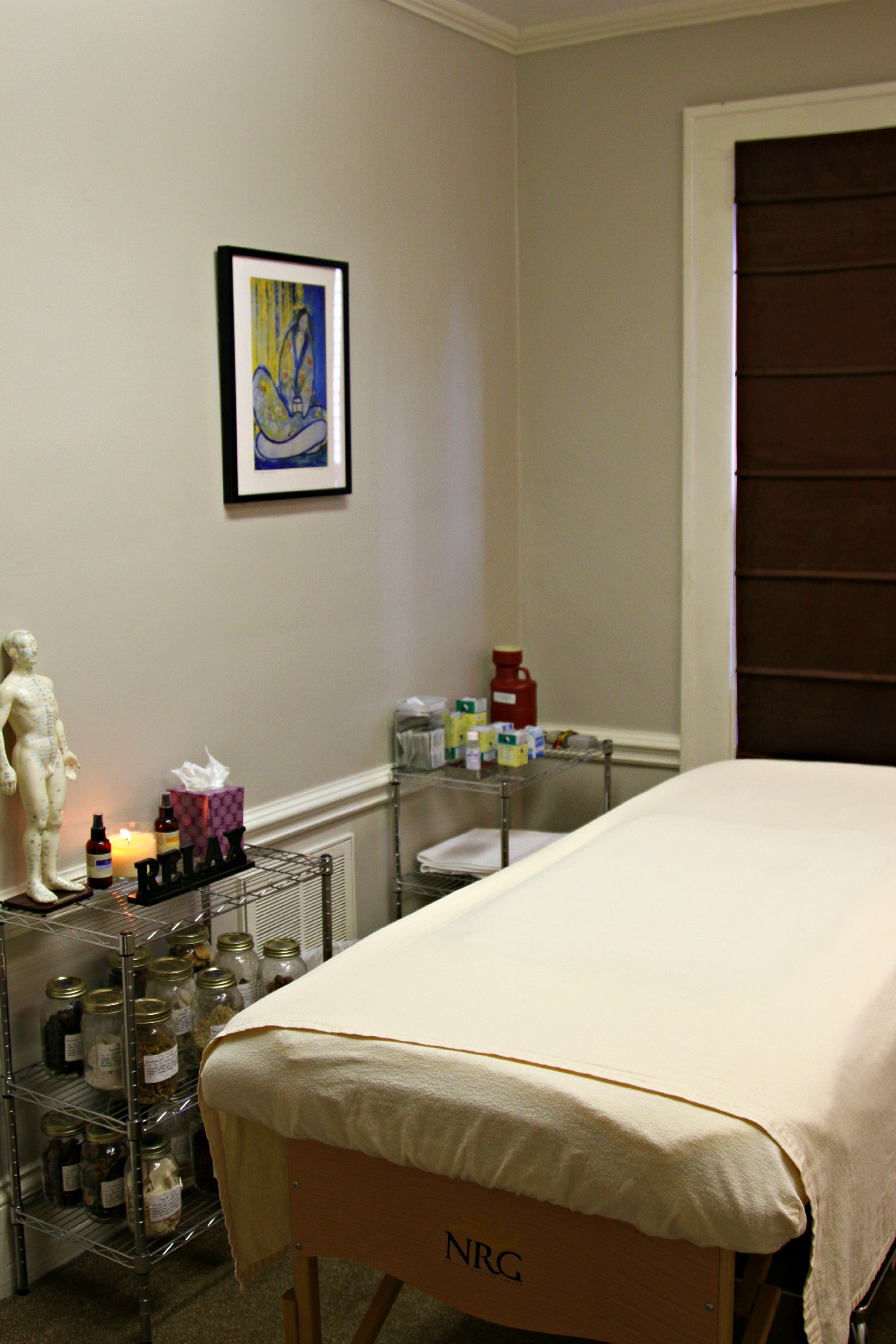 The Healing Hands Acupuncture and Herbal Clinic
