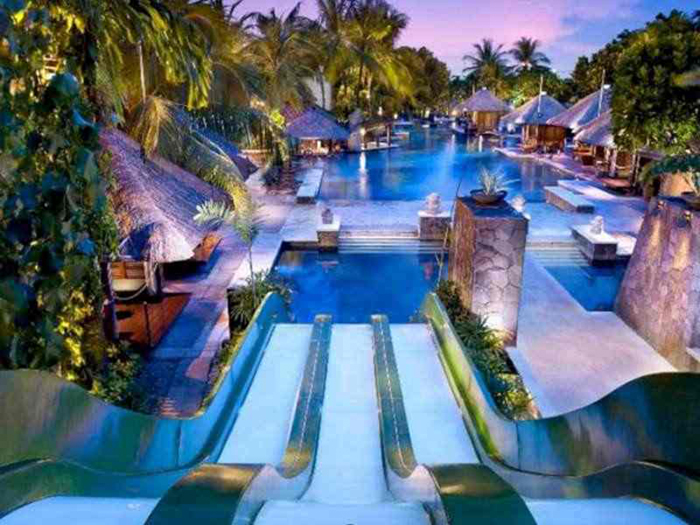 Source: http://your-hols.com/worlds-ten-best-hotel-water-slides/ 