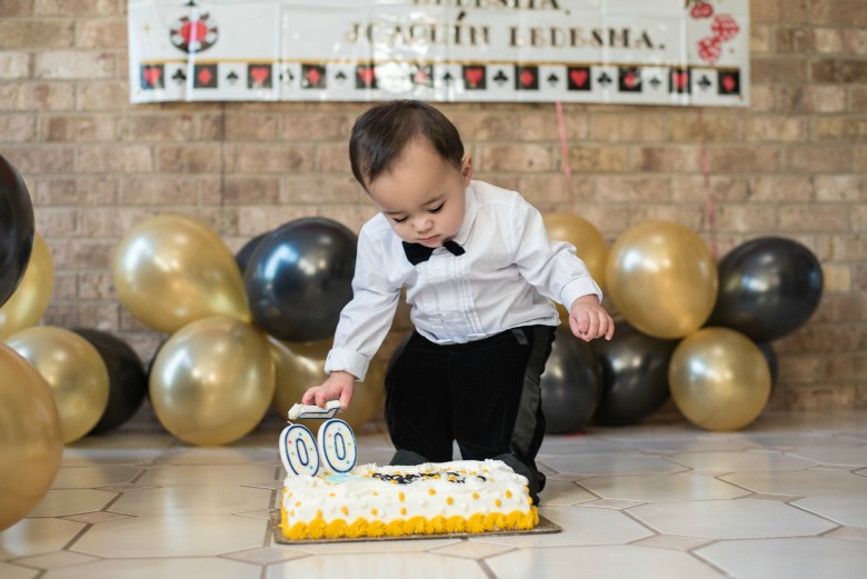 Baby James Bond Smash Cake Party