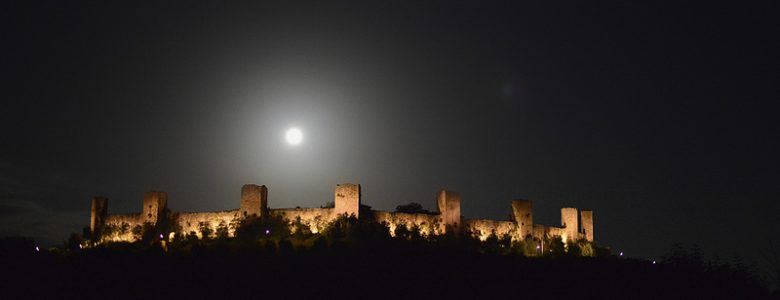 Moon on Monteriggioni