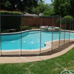 Want to fence your swimming pool? Five essential aspects to consider before investing