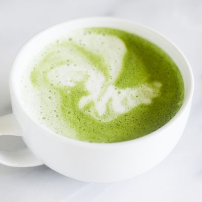 how-to-make-a-matcha-latte-01