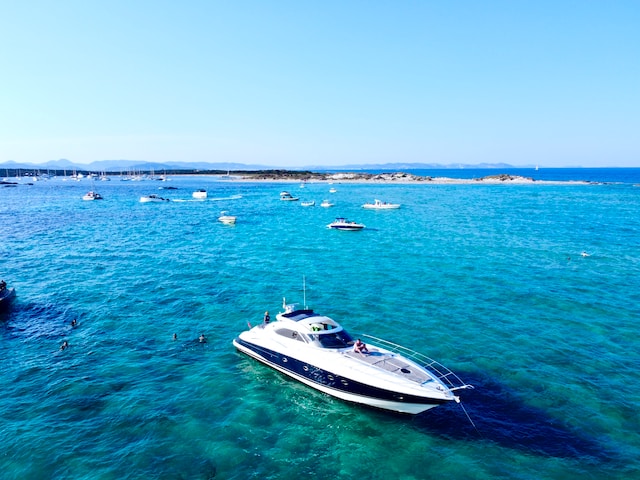 Luxury catamaran charters