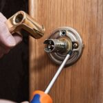 Why You Need an Emergency 24/7 Locksmith Service and How to Find One Quickly